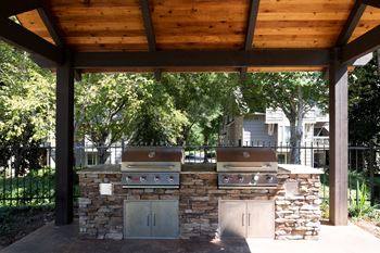 On Site Grilling Area at Grove Point, Norcross, GA, 30093